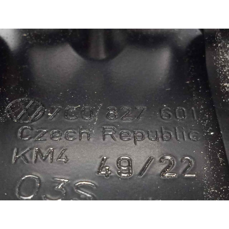 Recambio de moldura para man tge kasten (uy) 2.0 tdi referencia OEM IAM 7C0827601 TOPE.PORTON 
