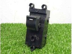 Recambio de mando elevalunas trasero izquierdo para hyundai i40 cw 1.7 crdi cat referencia OEM IAM 935803Z100 8.PINES 