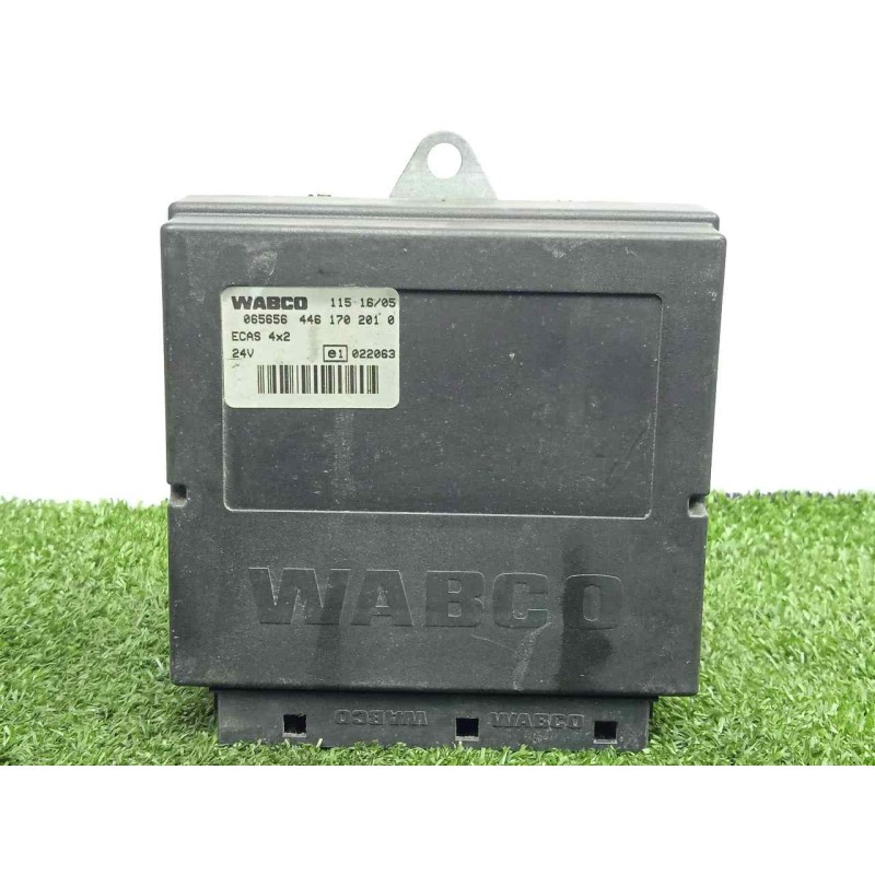 Recambio de modulo electronico para iveco eurocargo 05.03  5.9 diesel referencia OEM IAM 4461702010 WABCO 