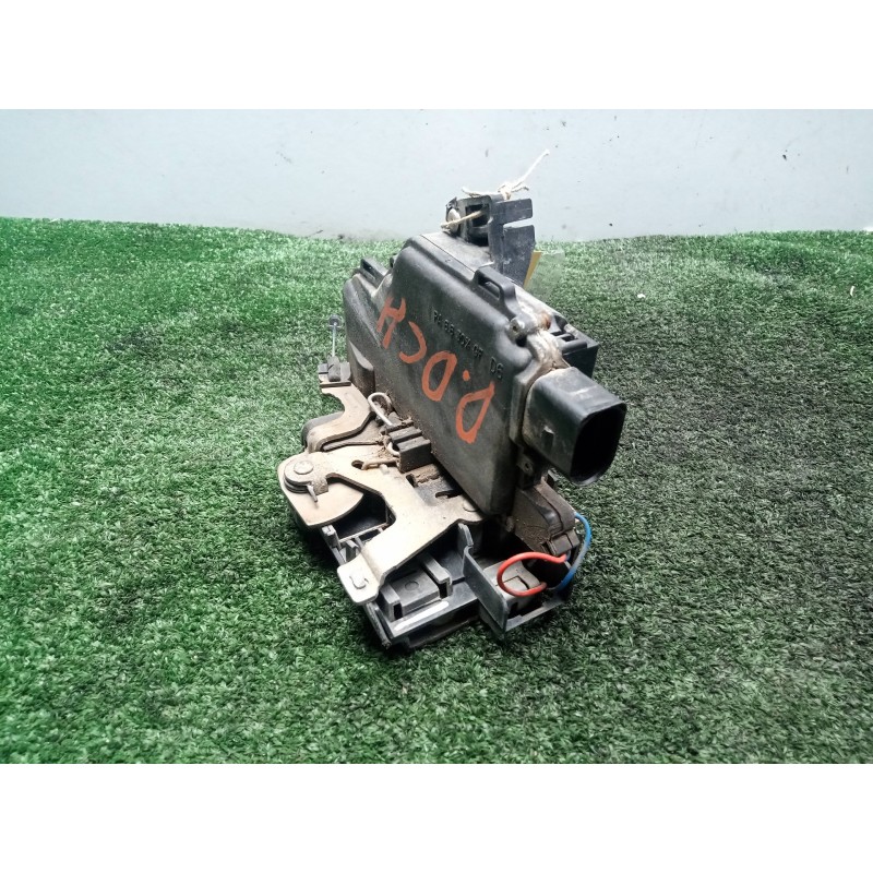 Recambio de cerradura puerta delantera derecha para seat toledo (1m2) 1.9 tdi referencia OEM IAM SINREFERENCIA 8.PINES CONECTOR.