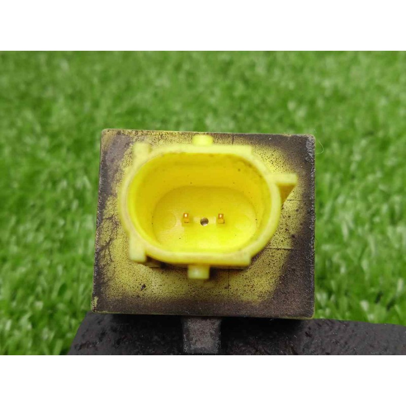 Recambio de sensor impacto airbag para hyundai i40 cw 1.7 crdi cat referencia OEM IAM 959203Z100  