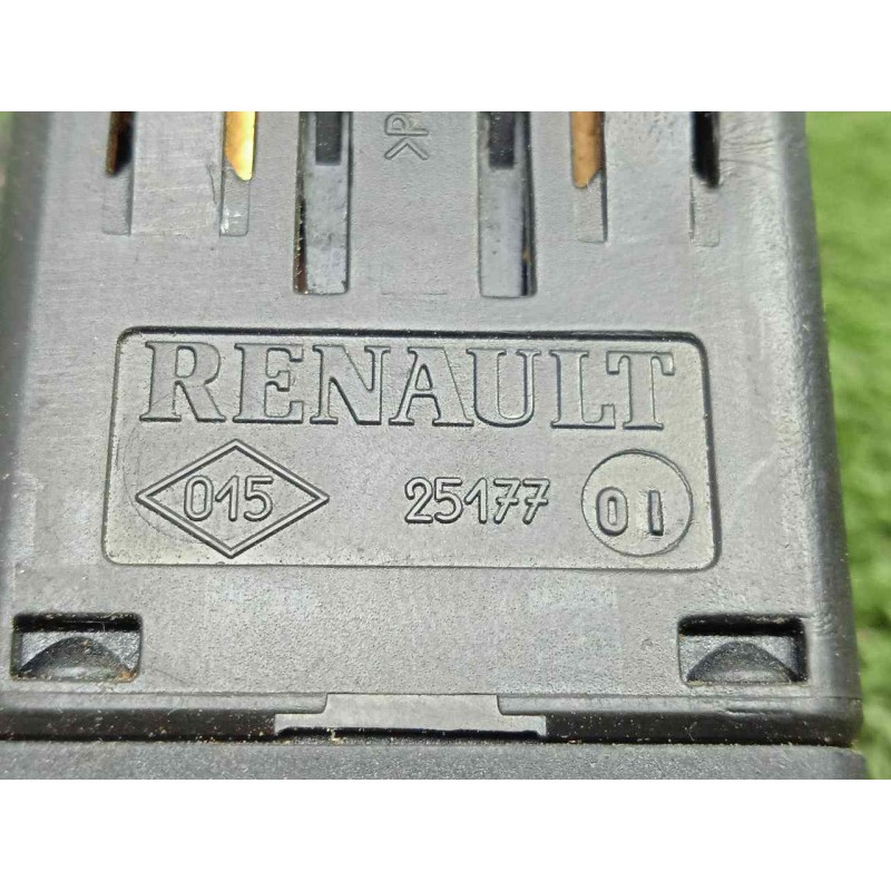Recambio de warning para renault clio ii fase i (b/cbo) 1.9 diesel referencia OEM IAM 25177  