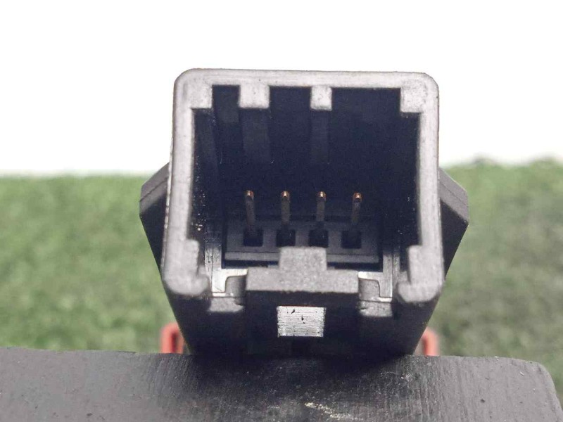 Recambio de warning para mazda 2 lim. (de) 1.4 diesel cat referencia OEM IAM D651664H0 4.PINES 