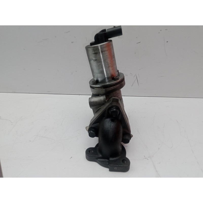 Recambio de valvula egr para kia sorento 2.5 crdi referencia OEM IAM 284104A410 KOREA.FLANGUE 