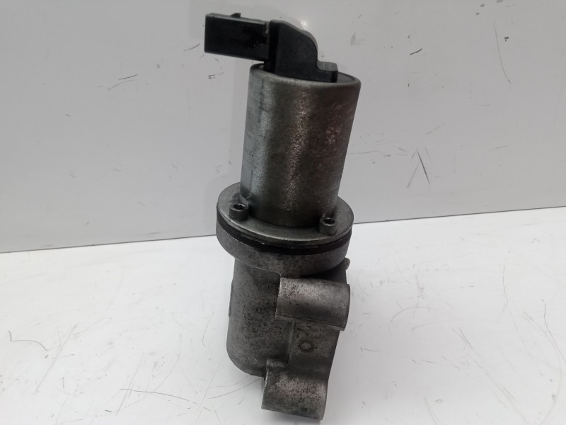 Recambio de valvula egr para kia sorento 2.5 crdi referencia OEM IAM 284104A410 KOREA.FLANGUE 