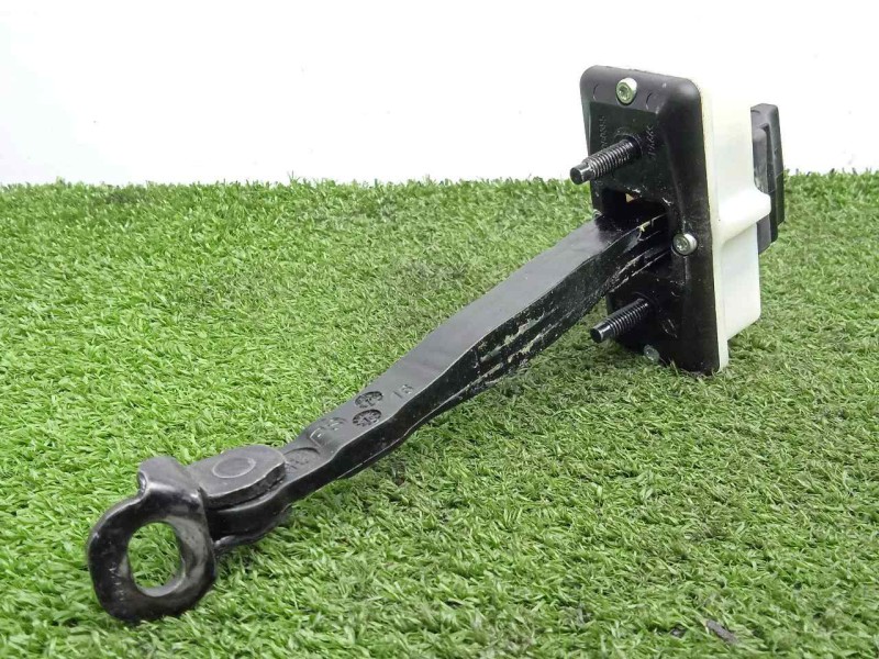 Recambio de retenedor puerta para alfa romeo stelvio (630) 2.2 jtdm cat referencia OEM IAM SINREFERENCIA TRASERA DERECHA