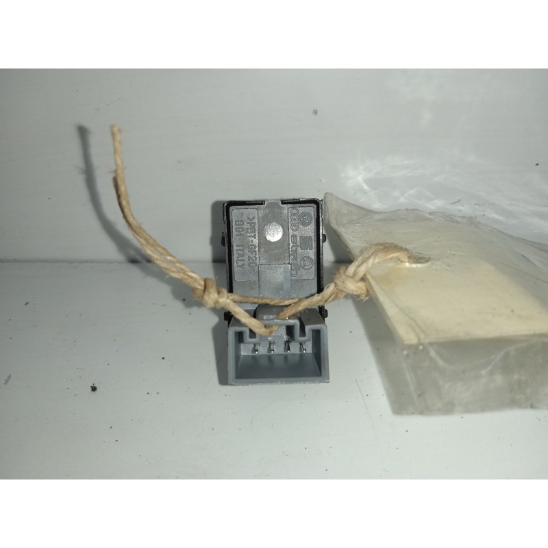 Recambio de mando elevalunas trasero derecho para volkswagen jetta (1k2) 1.9 tdi referencia OEM IAM 7L69598558  