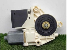 Recambio de motor elevalunas trasero derecho para renault megane iii berlina 5 p 1.5 dci diesel referencia OEM IAM 827306548R-96 2