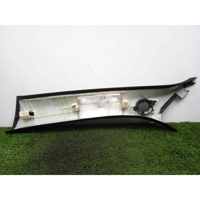 Recambio de moldura para audi a3 sedán(8vs) 2.0 16v tdi referencia OEM IAM 8V5867234A PILAR DELANTERO DERECHO
