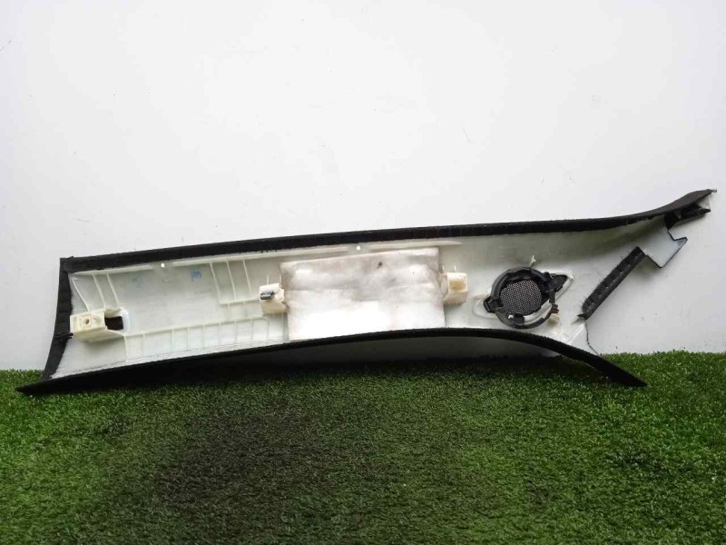 Recambio de moldura para audi a3 sedán(8vs) 2.0 16v tdi referencia OEM IAM 8V5867234A PILAR DELANTERO DERECHO
