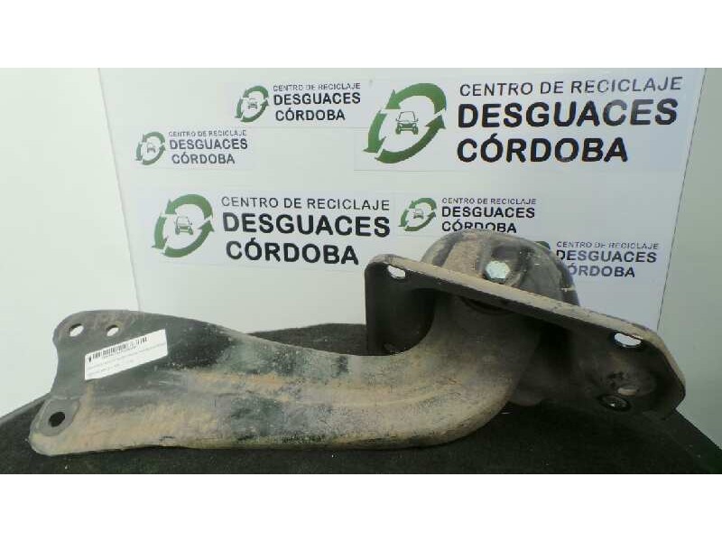 Recambio de soporte brazo suspension trasero derecho para audi a3 (8p) 2.0 tdi referencia OEM IAM 1K0505226C  