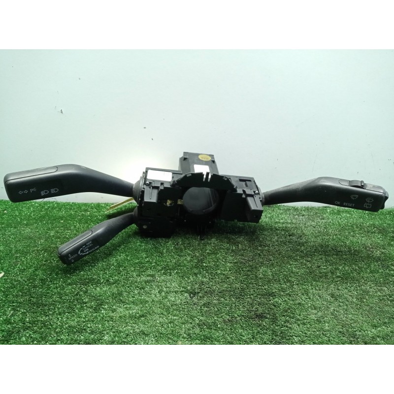 Recambio de mando luces para volkswagen passat variant (3c5) 2.0 tdi referencia OEM IAM 3C9953507AC-3C9953513C MANDO.DOBLE 