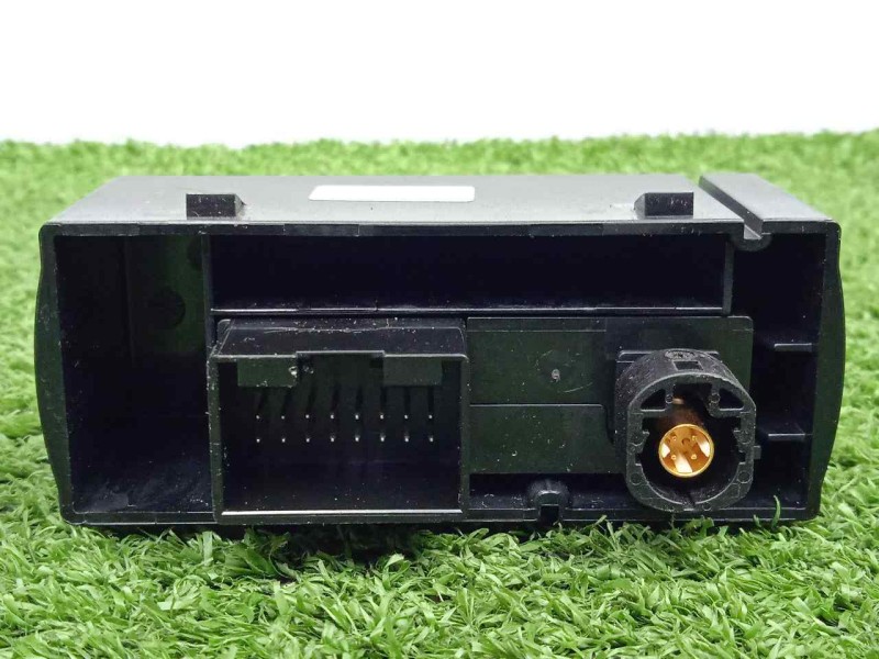 Recambio de modulo electronico para audi a3 sedán(8vs) 2.0 16v tdi referencia OEM IAM 5Q0035736A-8V0035736B  