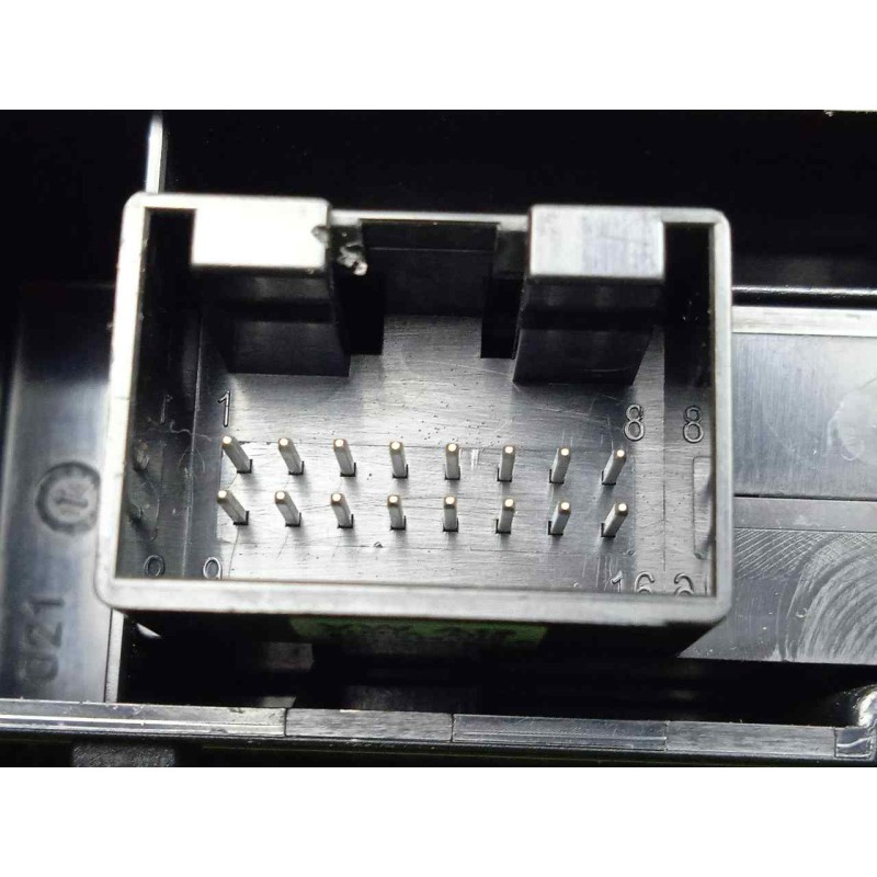 Recambio de modulo electronico para audi a3 sedán(8vs) 2.0 16v tdi referencia OEM IAM 5Q0035736A-8V0035736B  