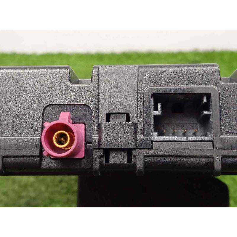 Recambio de modulo electronico para audi a3 sedán(8vs) 2.0 16v tdi referencia OEM IAM 8V0035502  