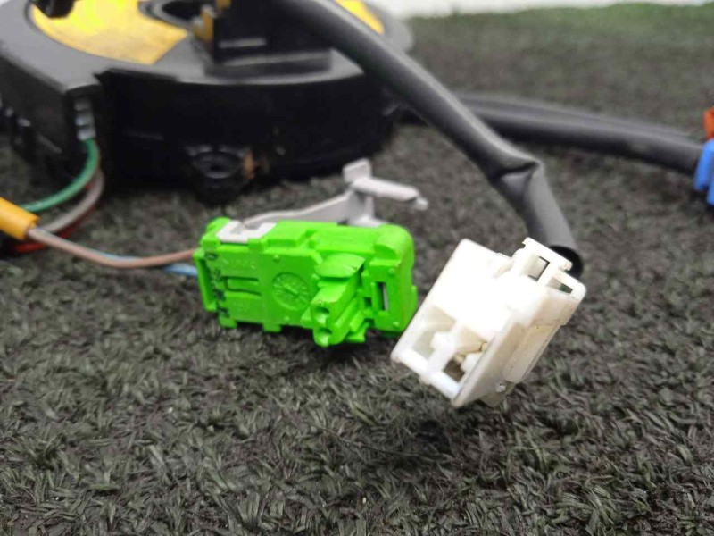 Recambio de anillo airbag para kia carens 2.0 turbodiesel cat referencia OEM IAM SINREFERENCIA  