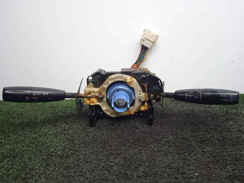 Recambio de mando luces para kia carens 2.0 turbodiesel cat referencia OEM IAM  02-06 MANDO.DOBLE