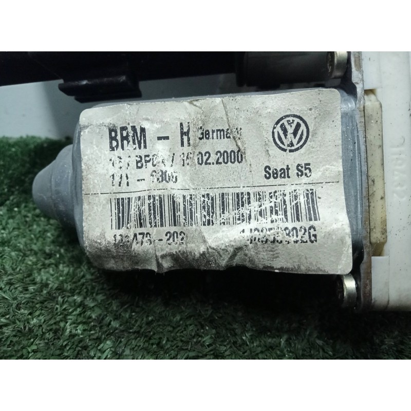 Recambio de motor elevalunas delantero derecho para seat toledo (1m2) 1.9 tdi referencia OEM IAM 1J0959802G-F005S00052-101478202