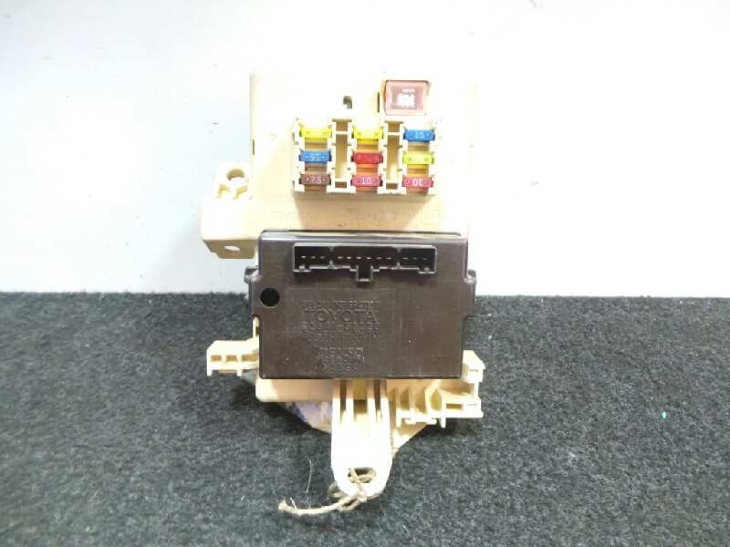 Recambio de centralita check control para toyota hilux (kun) 2.5 turbodiesel referencia OEM IAM 8264135220-0689002670  DENSO