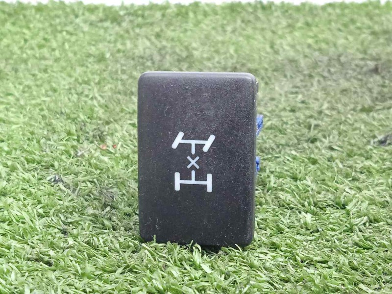 Recambio de interruptor para toyota rav 4 2.2 d-4d cat referencia OEM IAM 0281B38-15C040  