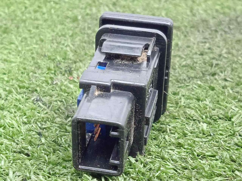 Recambio de interruptor para toyota rav 4 2.2 d-4d cat referencia OEM IAM 0281B38-15C040  