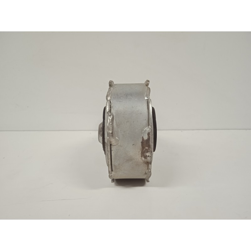 Recambio de soporte motor para renault scenic iii grand dynamique referencia OEM IAM 7703602248  