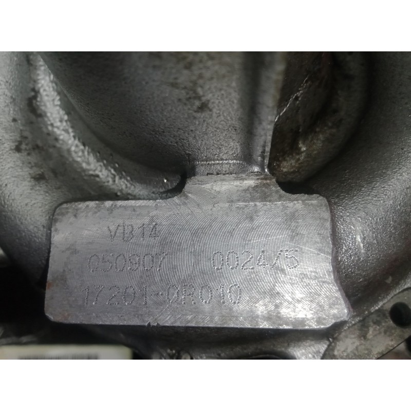 Recambio de turbocompresor para toyota avensis wagon (t25) 2.2 d-4d cat referencia OEM IAM 172010R011  