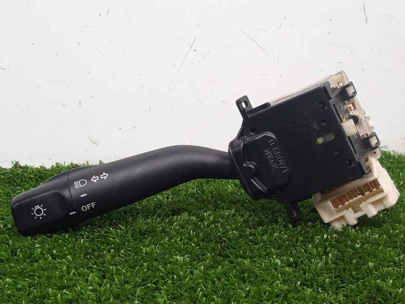 Recambio de mando luces para toyota hilux (kun) 2.5 turbodiesel referencia OEM IAM   