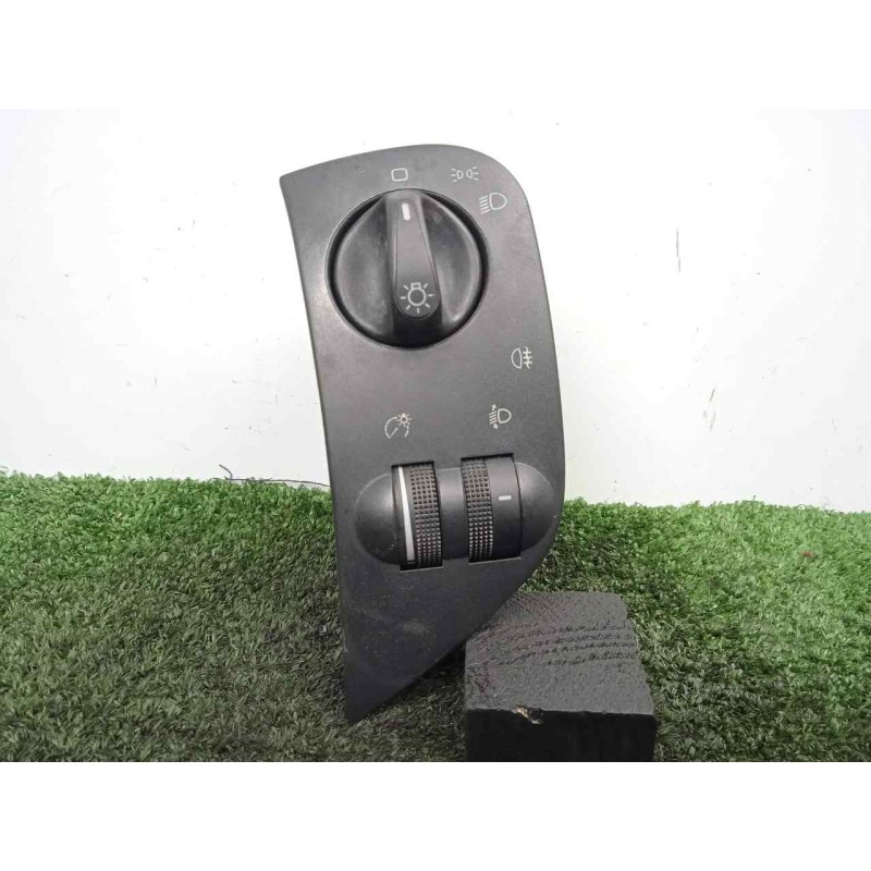 Recambio de interruptor luces para volkswagen polo berlina (6n1) 1.9 diesel referencia OEM IAM 6N1941531M  