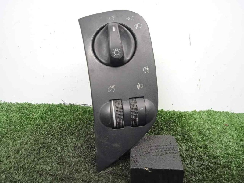 Recambio de interruptor luces para volkswagen polo berlina (6n1) 1.9 diesel referencia OEM IAM 6N1941531M  