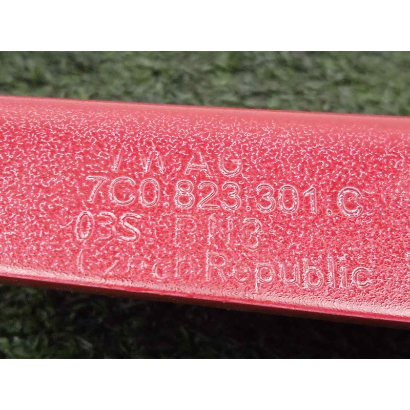 Recambio de bisagra para man tge kasten (uy) 2.0 tdi referencia OEM IAM 7C0823301C CAPOT IZQUIERDA