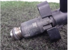 Recambio de inyector para hyosung aquila referencia OEM IAM 28203962-5060A-S50 2.PINES  2