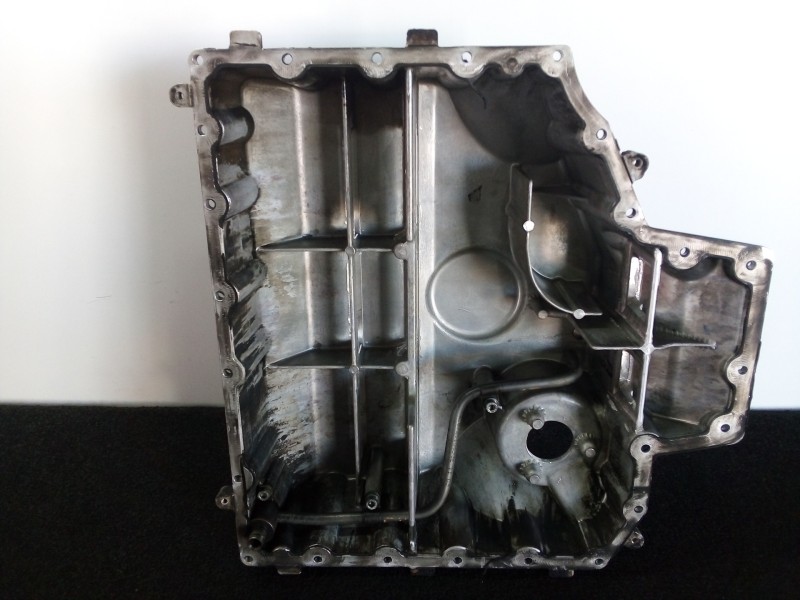 Recambio de carter para volkswagen touareg (7la) 5.0 v10 tdi cat (ayh) referencia OEM IAM 07Z103601A-07Z103604A  