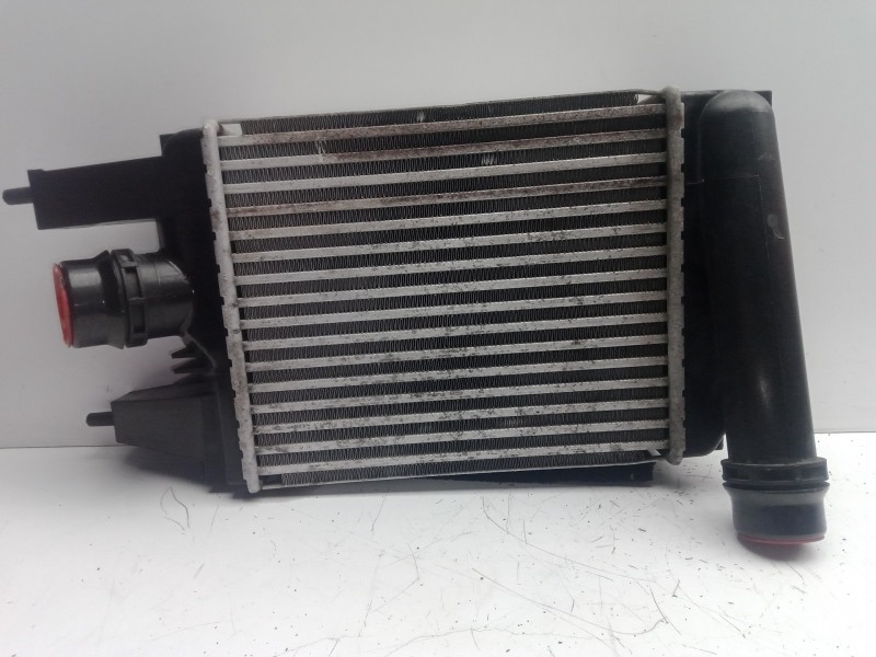 Recambio de intercooler para nissan juke (f15) 1.2 16v cat referencia OEM IAM 144613ZU0B  
