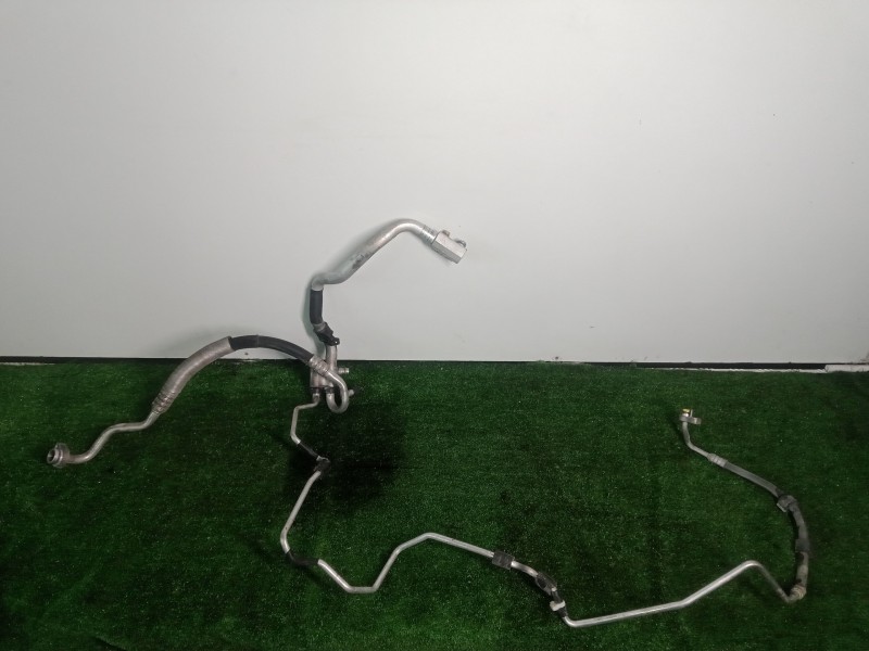 Recambio de tubos aire acondicionado para audi a5 coupe (8t) 2.7 v6 24v tdi referencia OEM IAM 8K1260712A  