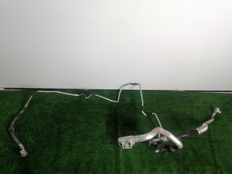 Recambio de tubos aire acondicionado para audi a5 coupe (8t) 2.7 v6 24v tdi referencia OEM IAM 8K1260712A  