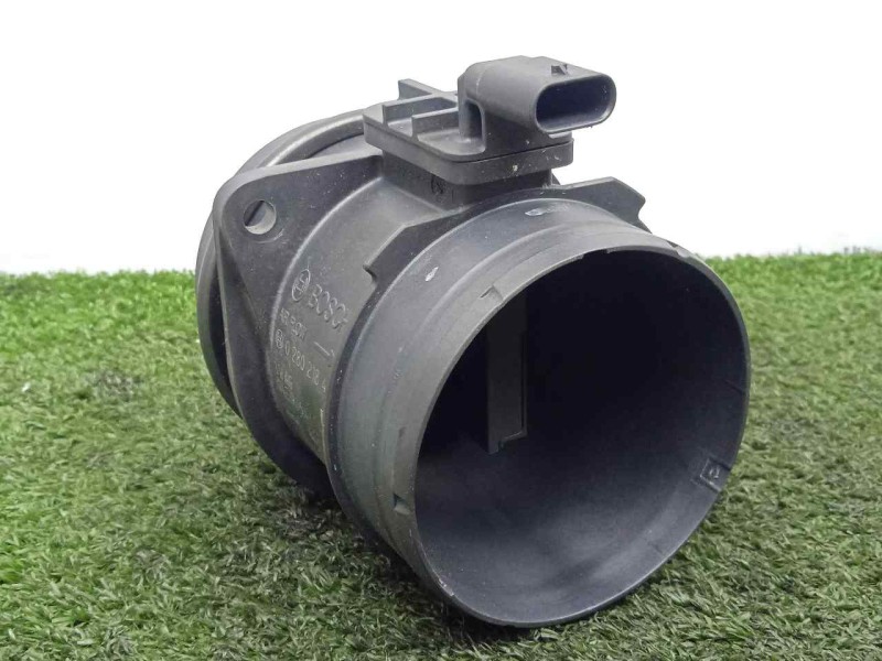 Recambio de caudalimetro para man tge kasten (uy) 2.0 tdi referencia OEM IAM 0280218486-04E906461A 3.PINES BOSCH