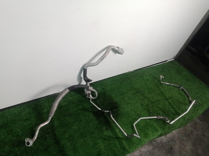 Recambio de tubos aire acondicionado para audi a5 coupe (8t) 2.7 v6 24v tdi referencia OEM IAM 8K1260712A  
