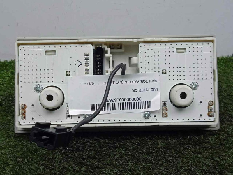 Recambio de luz interior para man tge kasten (uy) 2.0 tdi referencia OEM IAM 7C0947099E  