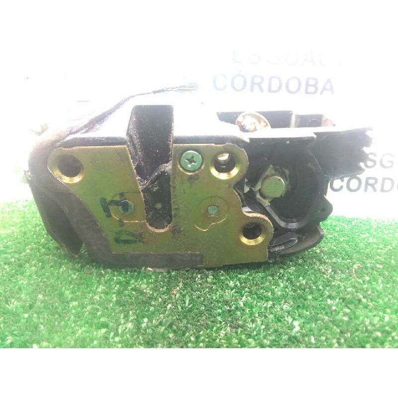 Recambio de cerradura puerta delantera izquierda para toyota hilux (kun) 2.5 turbodiesel referencia OEM IAM   
