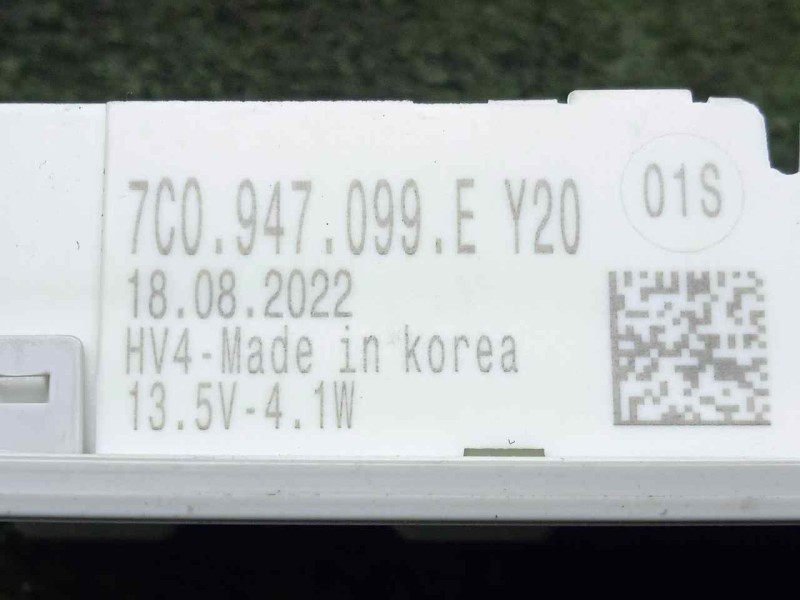 Recambio de luz interior para man tge kasten (uy) 2.0 tdi referencia OEM IAM 7C0947099E  