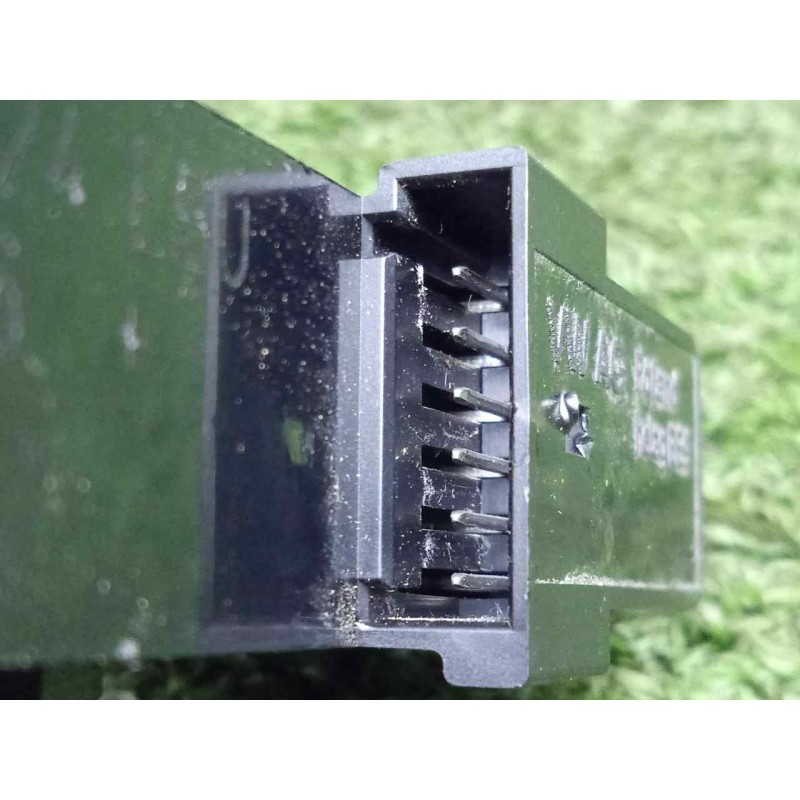 Recambio de interruptor para man tge kasten (uy) 2.0 tdi referencia OEM IAM 5GM035624-001548216  