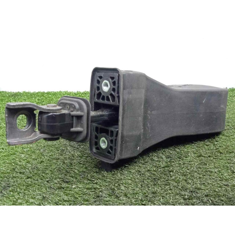 Recambio de retenedor puerta para man tge kasten (uy) 2.0 tdi referencia OEM IAM 5G0837267 DELANTERO DERECHO