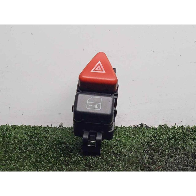 Recambio de warning para mercedes-benz clase a (w168) 1.6 cat referencia OEM IAM A1688201210-33019001 5.PINES 