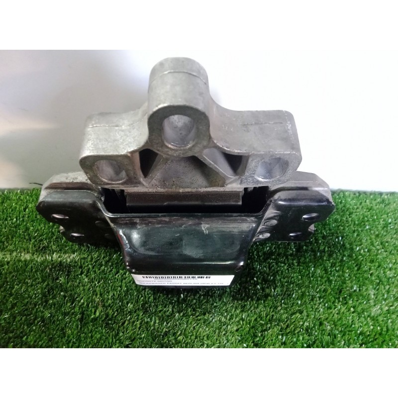 Recambio de soporte motor para volkswagen passat berlina (3c2) 2.0 tdi referencia OEM IAM 3C0199555  