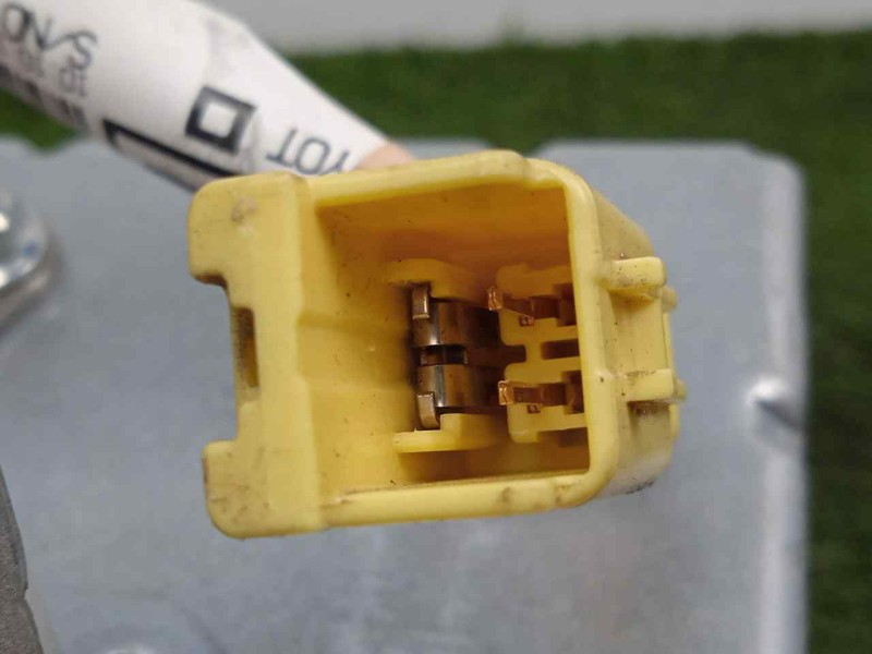 Recambio de airbag delantero derecho para toyota avensis (t27) 2.2 d-4d cat referencia OEM IAM 7396005010  