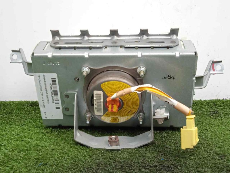Recambio de airbag delantero derecho para toyota avensis (t27) 2.2 d-4d cat referencia OEM IAM 7396005010  