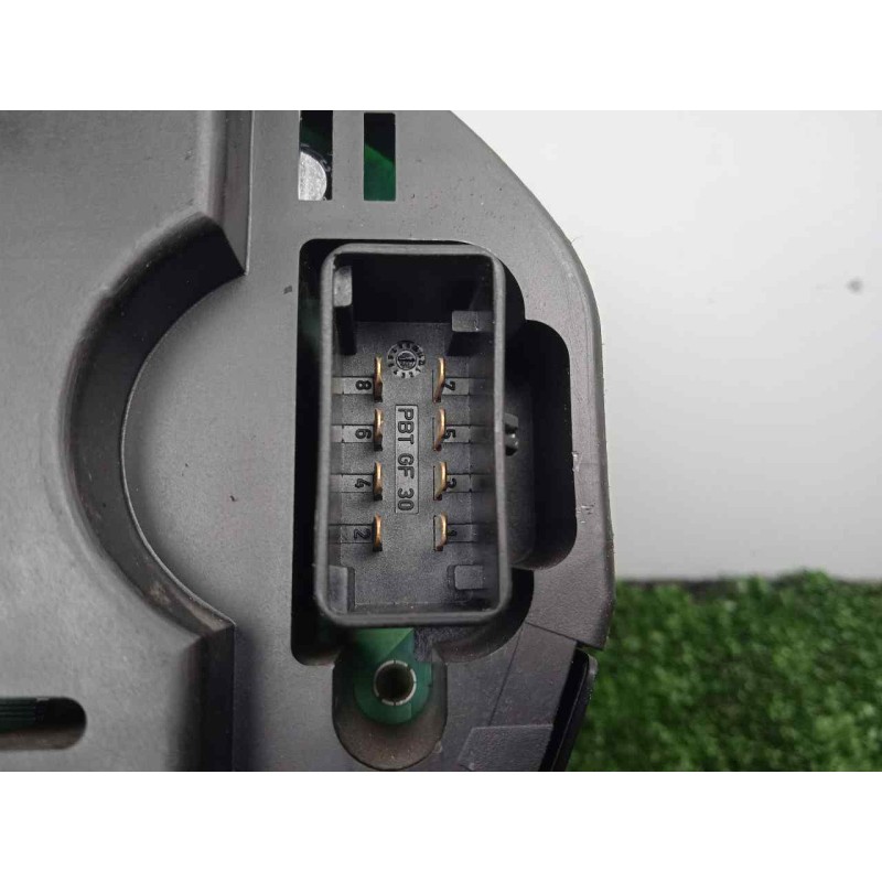 Recambio de cuadro instrumentos para volkswagen polo (9n1) 1.4 16v referencia OEM IAM 110080124001A-6Q0920800  