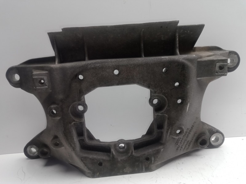 Recambio de soporte cambio para audi a5 coupe (8t) 2.7 v6 24v tdi referencia OEM IAM 8K0399263K  