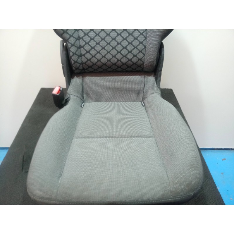 Recambio de asientos trasero izquierdo para renault scenic iii grand dynamique referencia OEM IAM  TELA PLEGABLE